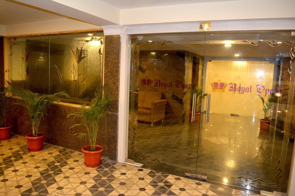 Hotel Royal Opera Μπανγκαλόρ Εξωτερικό φωτογραφία