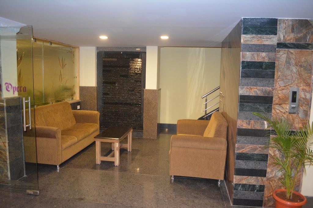 Hotel Royal Opera Μπανγκαλόρ Εξωτερικό φωτογραφία